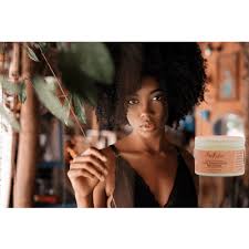 Shea Moisture - Embelisseur de boucles "Curl Enhancing Smoothie" - noix de coco & hibiscus - 340g - Shea Moisture - Ethni Beauty Market